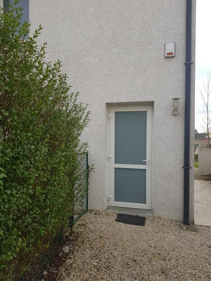 L Atelier Apartment Courtisols Exterior photo